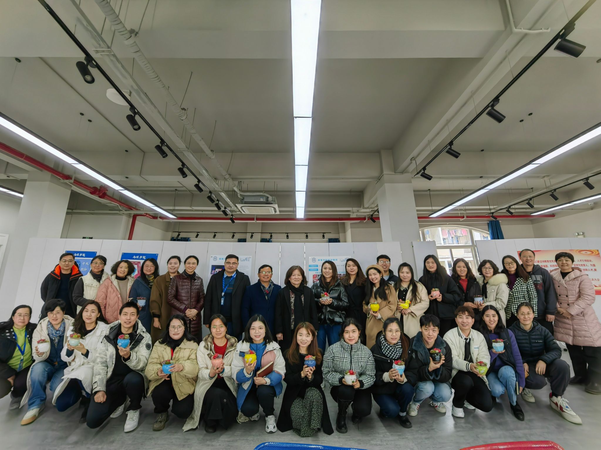 6742d32a973e45f1ac6540c55389a8bb_.jpg 6742d32a973e45f1ac6540c55389a8bb_.jpg