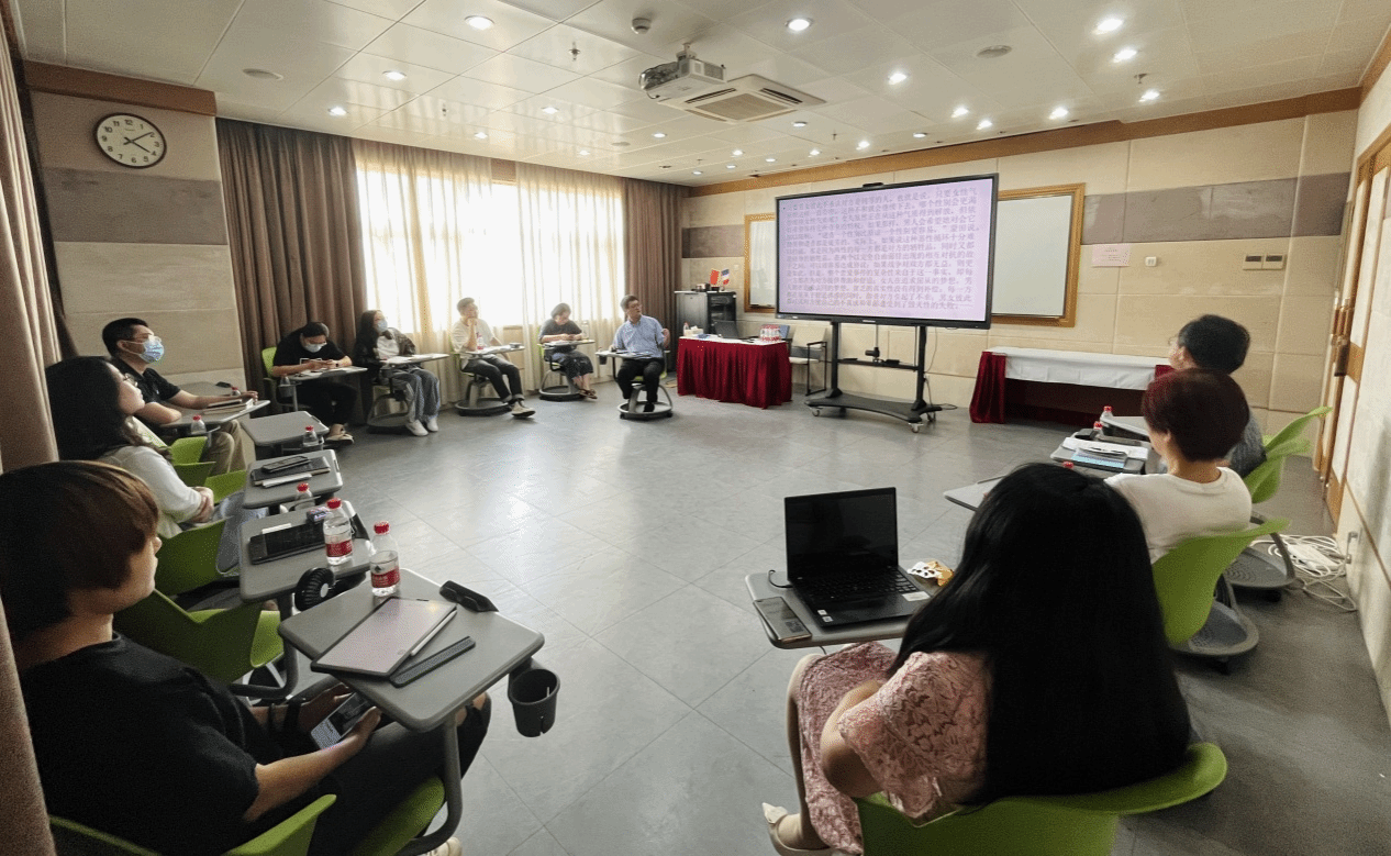 7月3日青年读书活动照片4.png 7月3日青年读书活动照片4.png