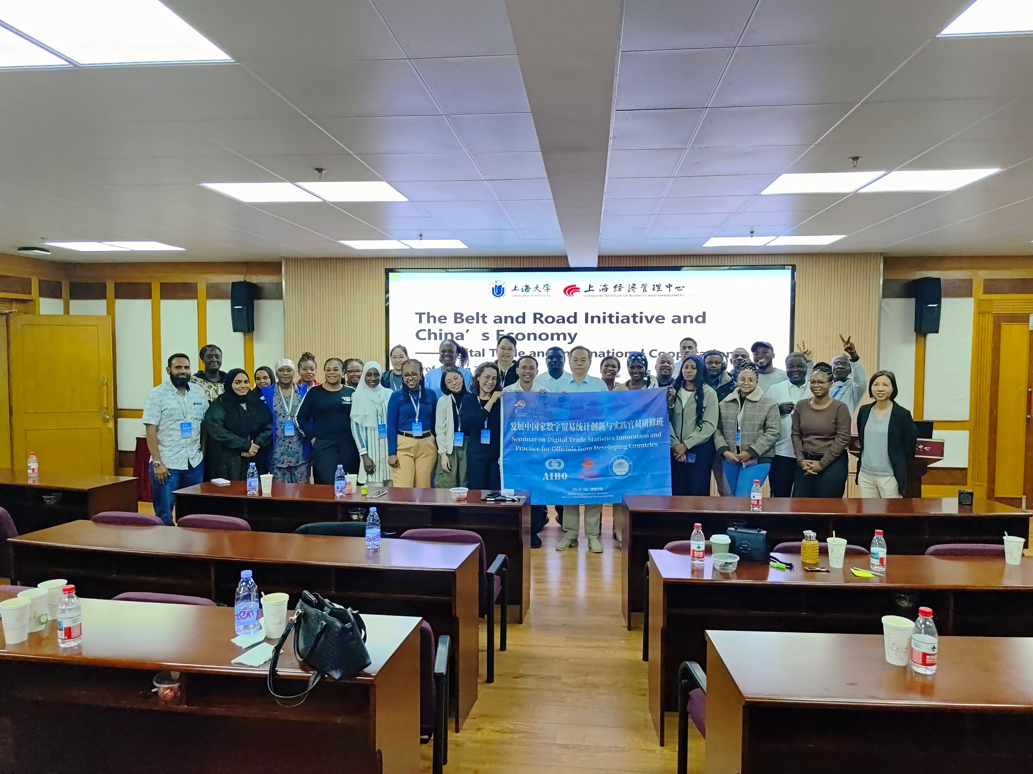 微信图片_20251020132414.jpg 微信图片_20251020132414.jpg