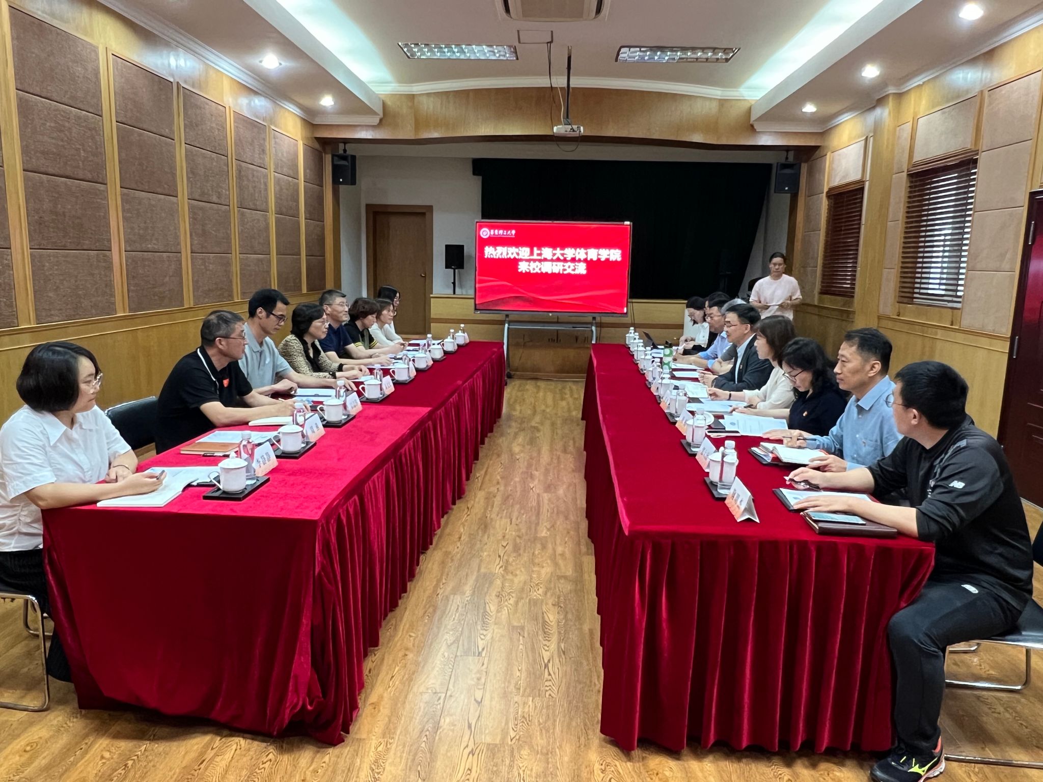 044cbb8da6c611dfde9586e32d77243.jpg 044cbb8da6c611dfde9586e32d77243.jpg