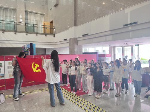 图片4.png 图片4.png